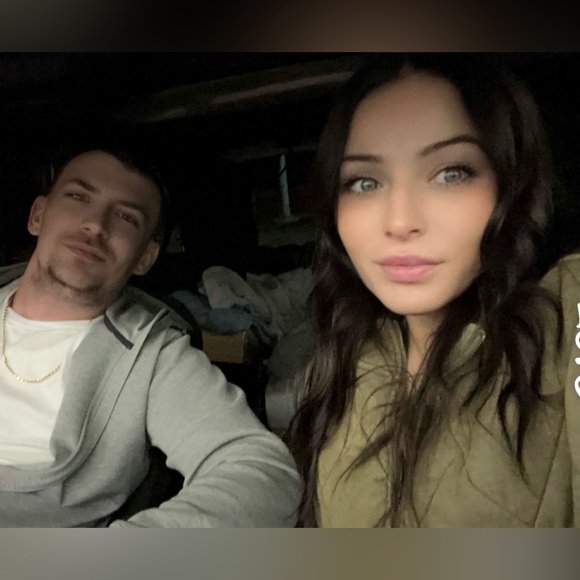 Meet your Posher, Ashleyanne - Picture 1 of 1